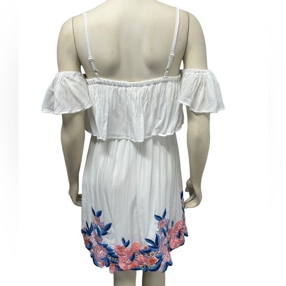 Cute Short White Dress Embroidered Flowers Cold Shoulder Mini Dress Short Sleeve - Picture 5 of 7